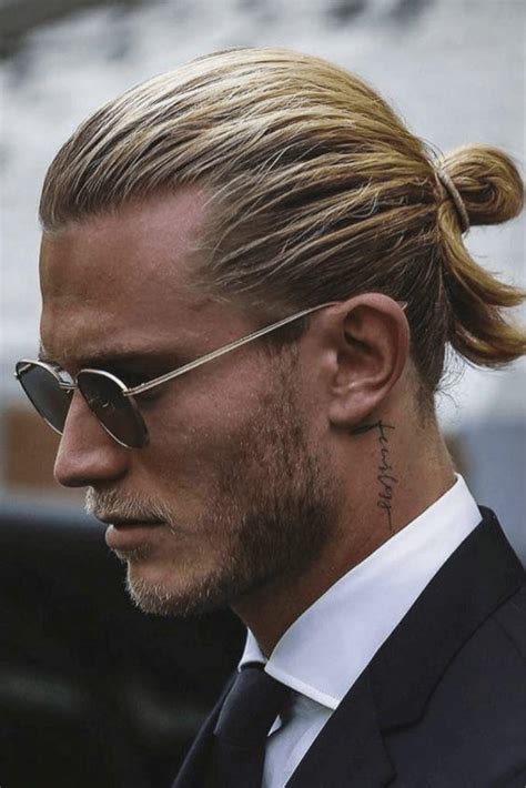 8 coupes de cheveux longs pour homme vraiment。